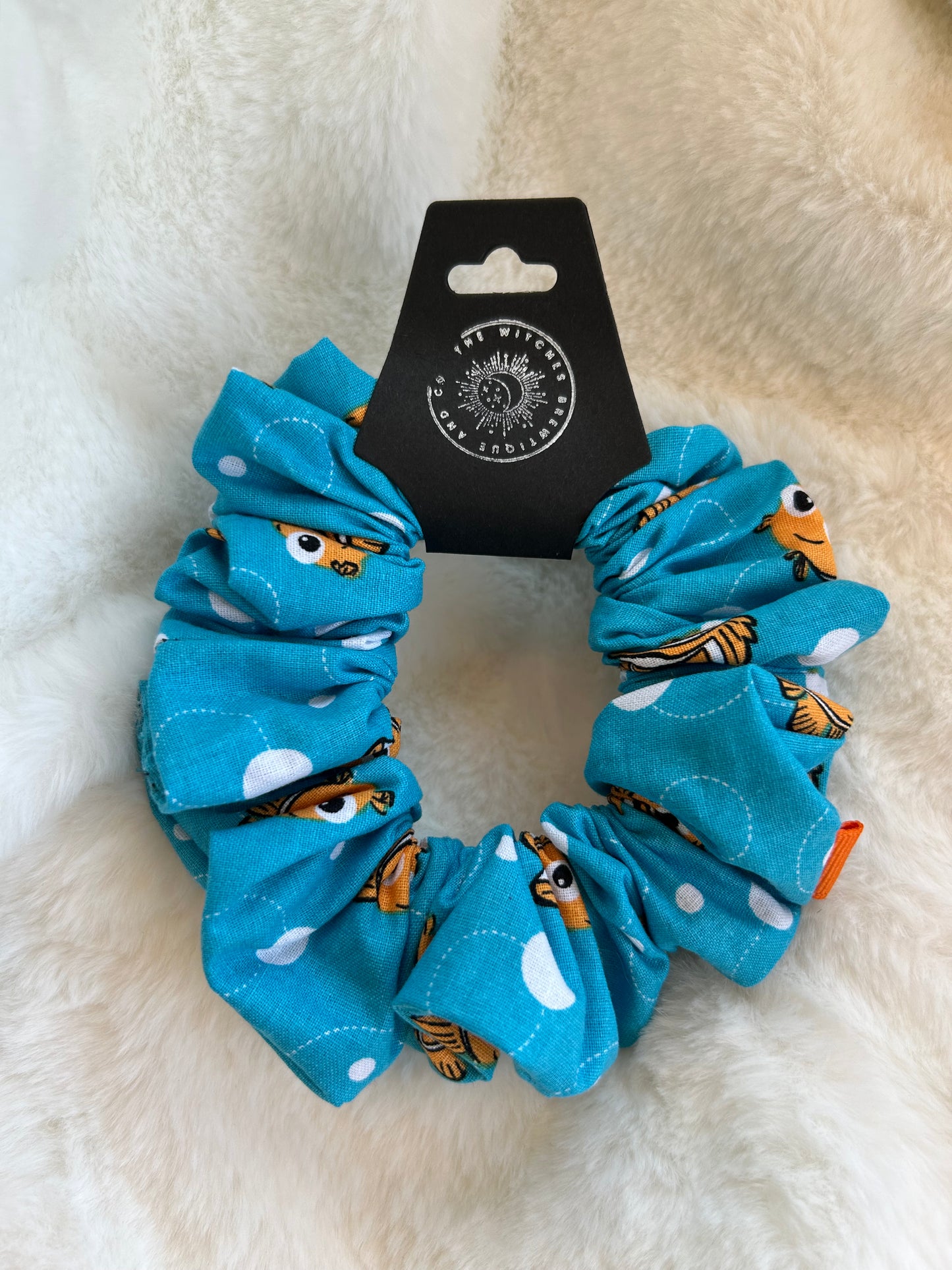 Nemo scrunchie
