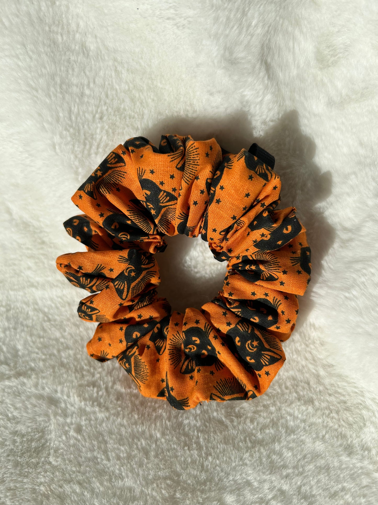 Vintage cat scrunchie
