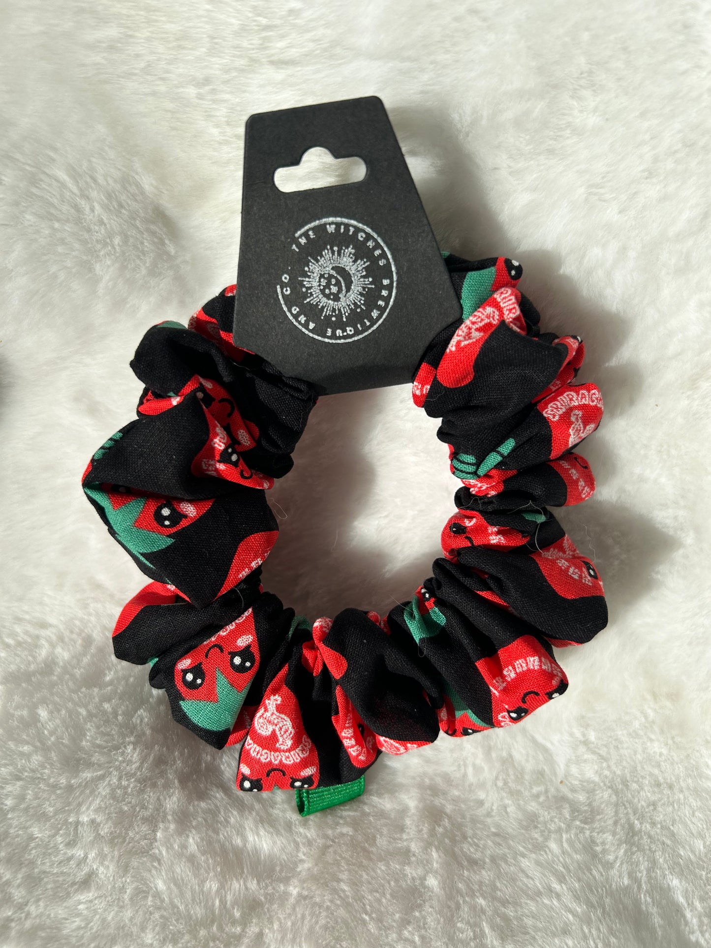 Sriracha bottle scrunchie