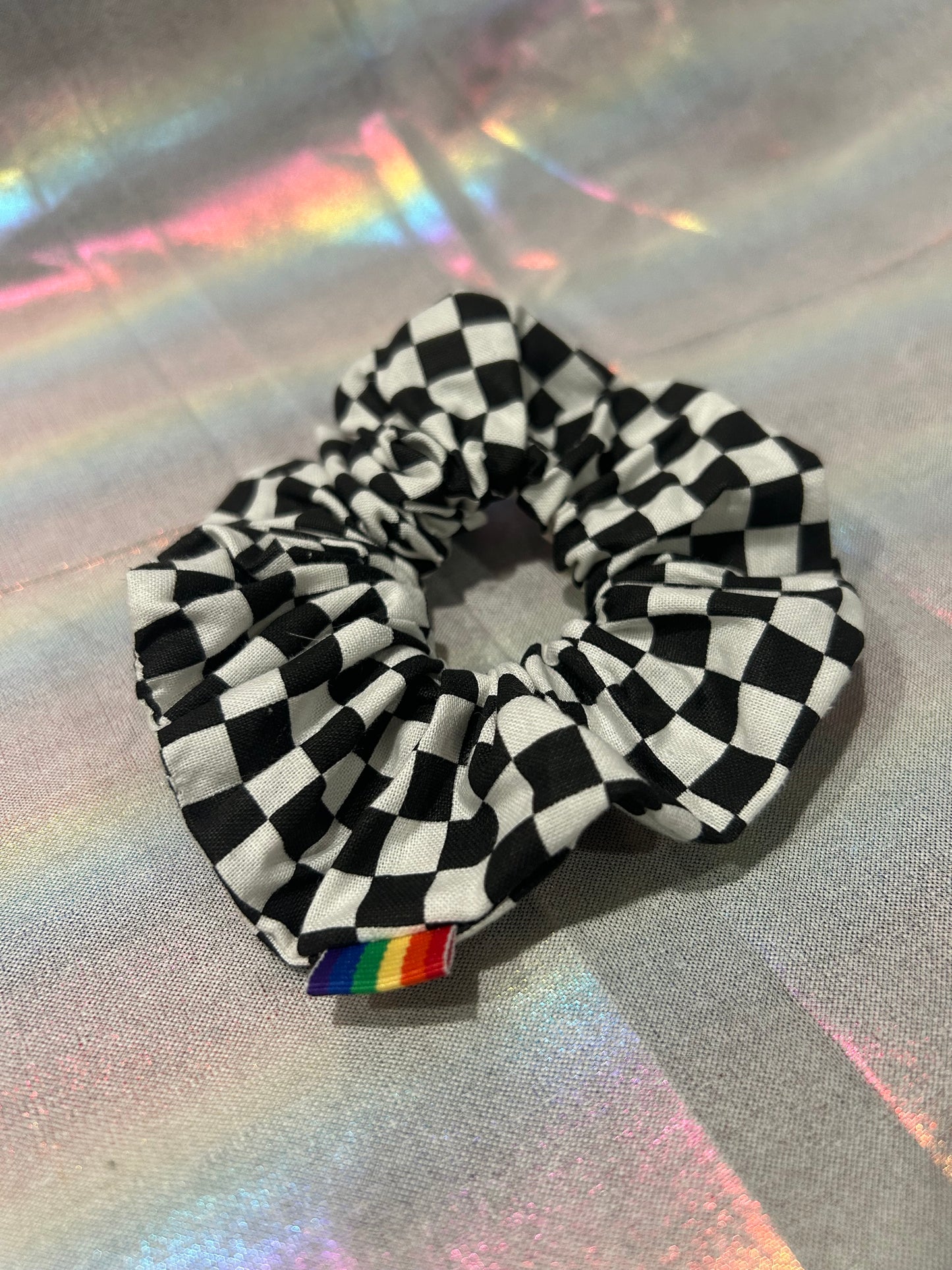 Checker scrunchie