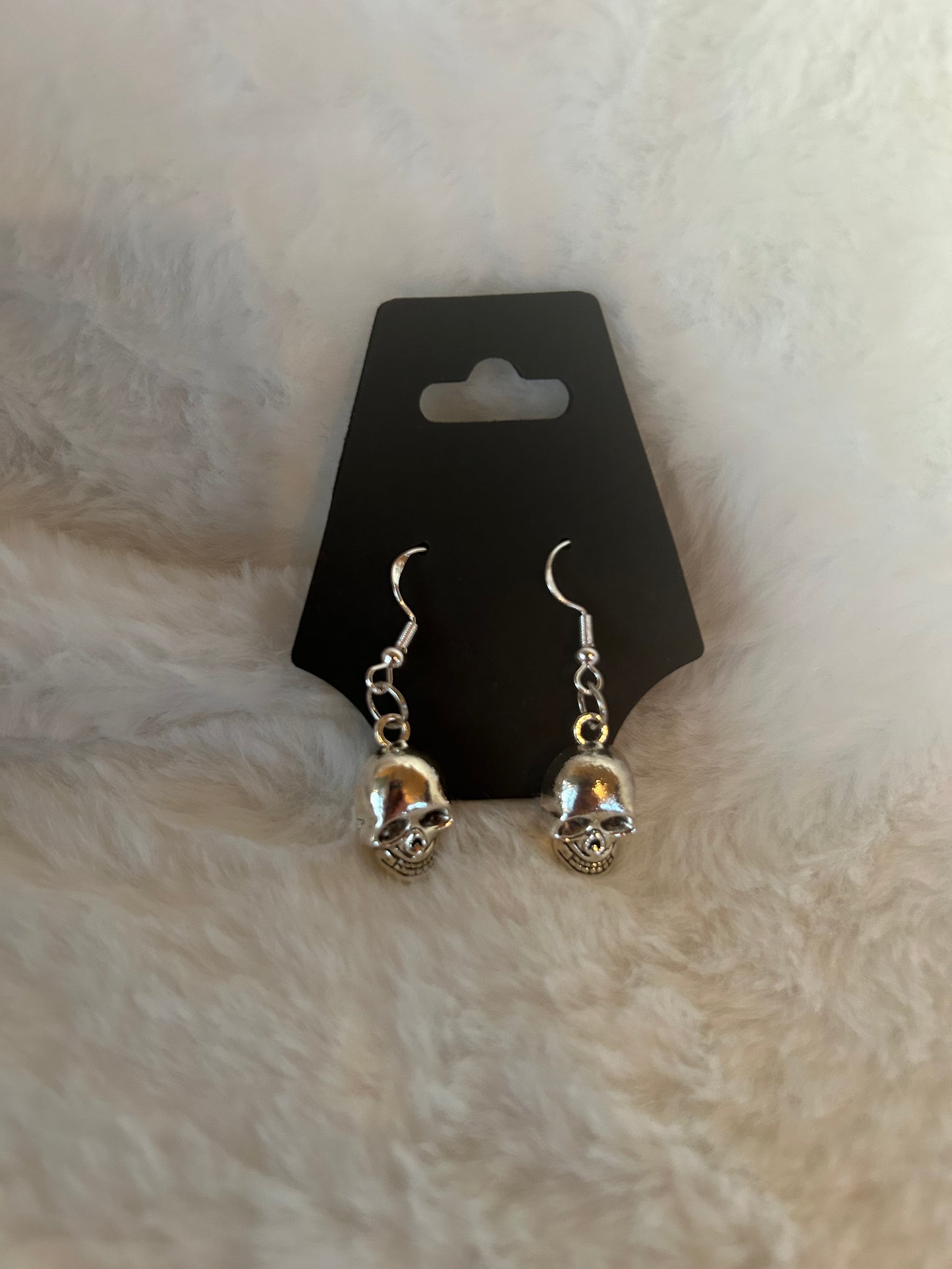 Skull earrings