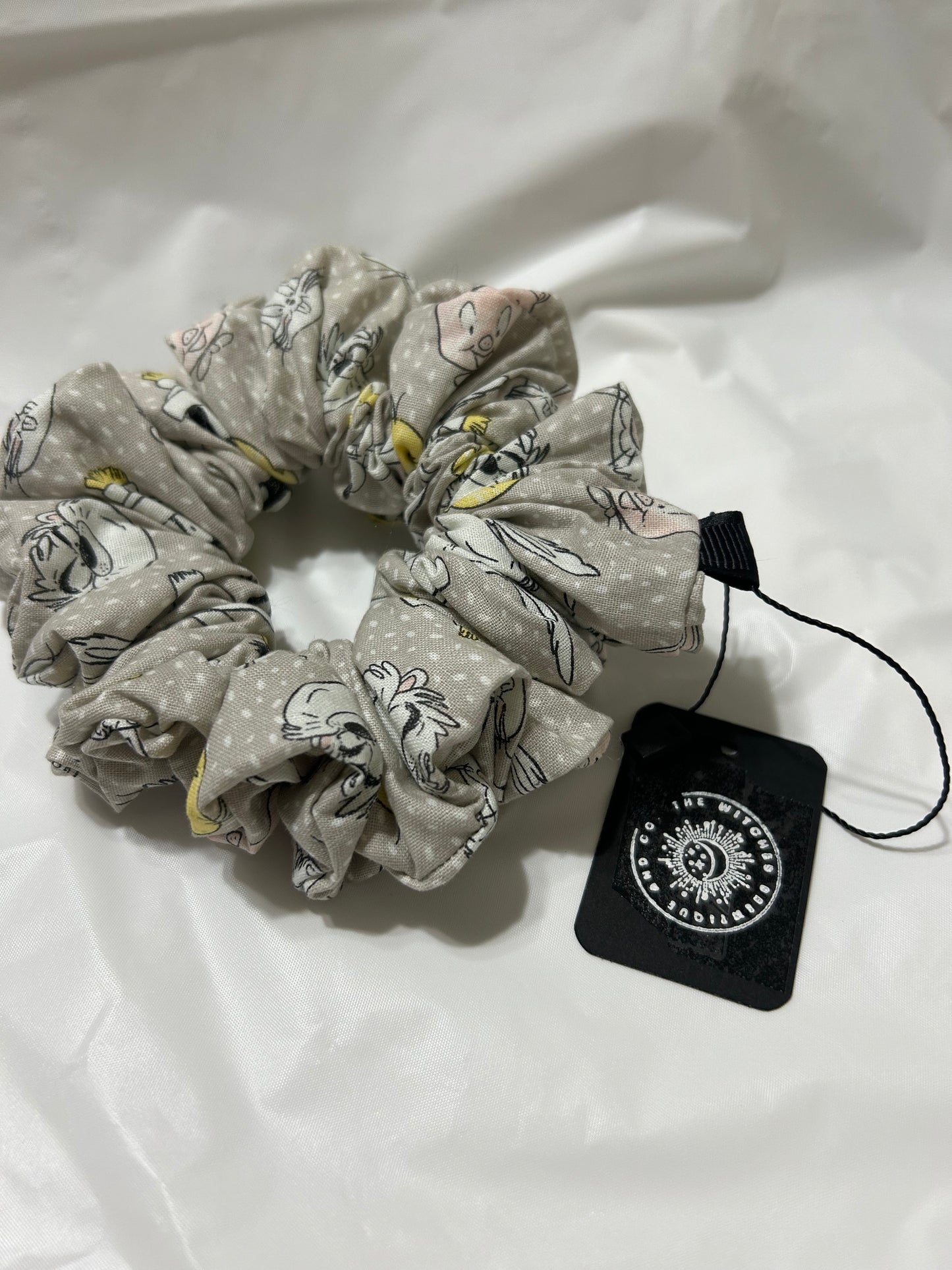 Looney tunes scrunchie