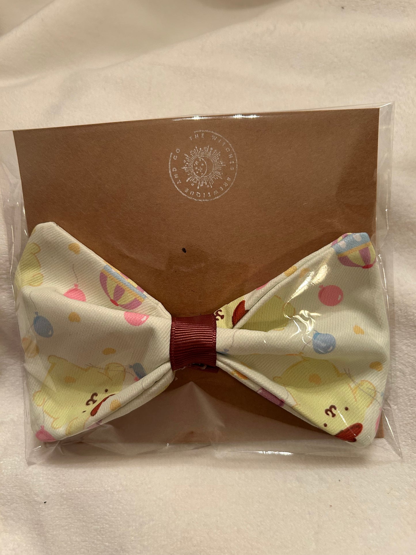 Yellow pompompurin hair bow
