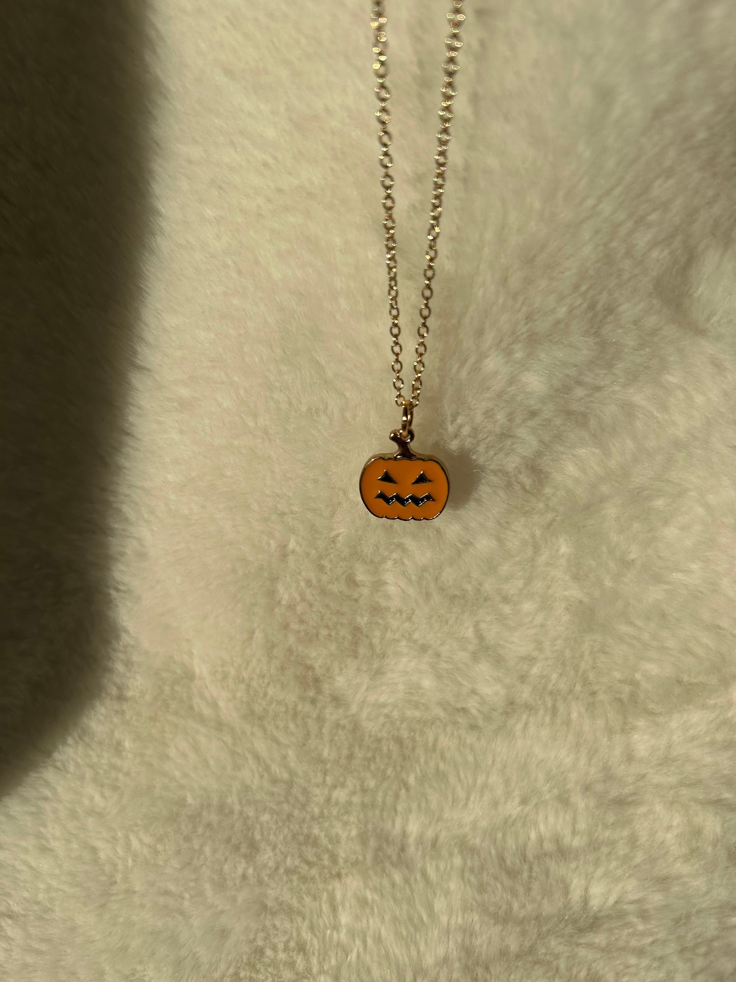 Jack-o-lantern necklace