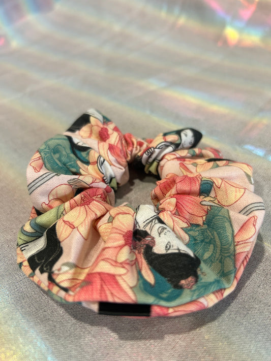 Mulan scrunchie