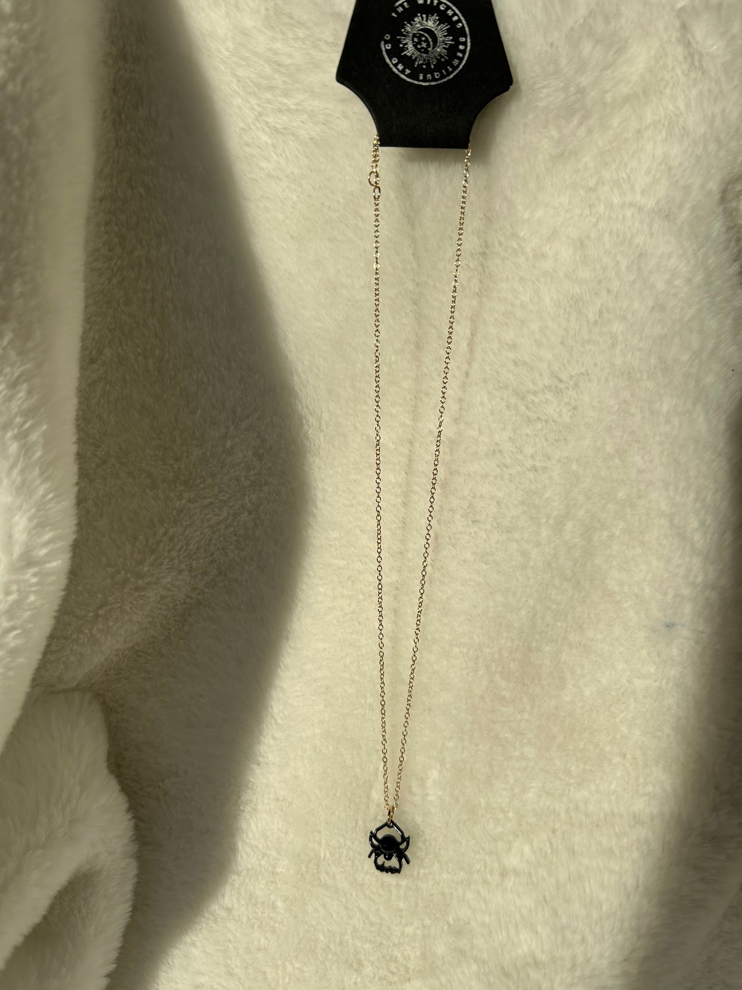 Black boo spider necklace