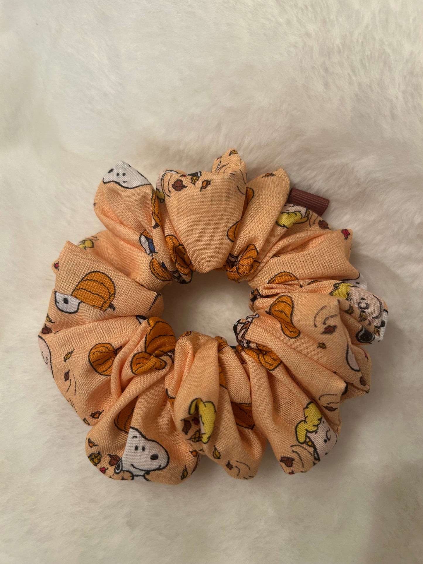 Fall Charlie Brown print scrunchie