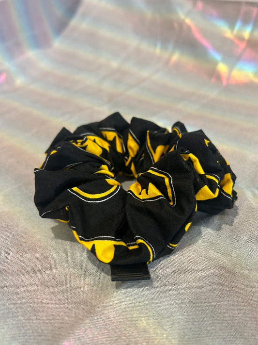 Batman logo scrunchie